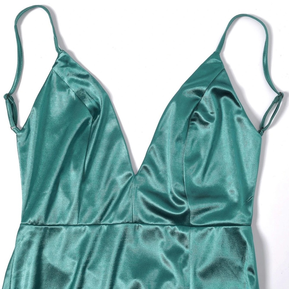 Emerald Green Deep V Neck Backless Ruched Long Wedding Slip Sheath Dress - Picture 6 of 12